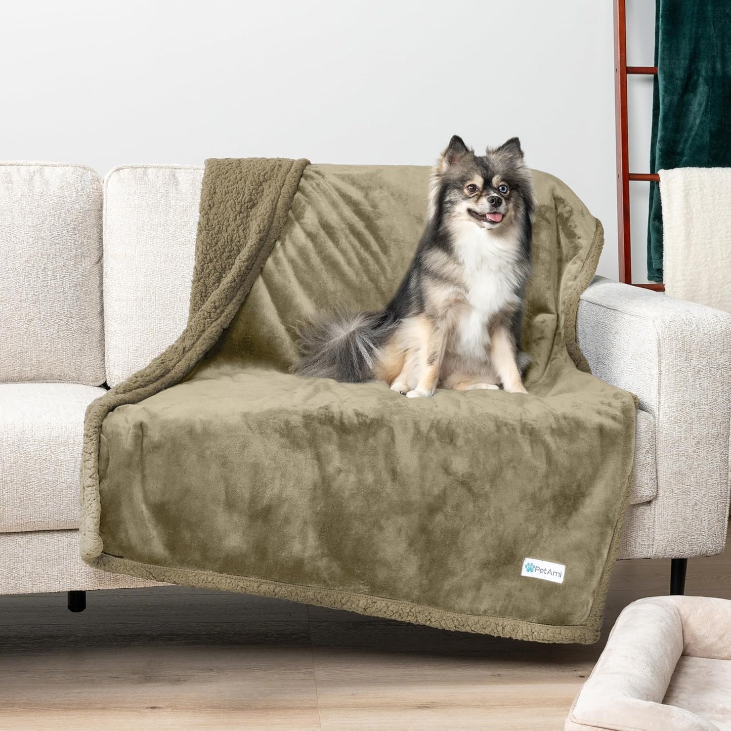 Waterproof Dog Blanket for Bed, Couch, Sofa | Waterproof Dog Bed Cover for Large Dogs, Puppies | Sherpa Fleece Pet Blanket Furniture Protector | Reversible Microfiber